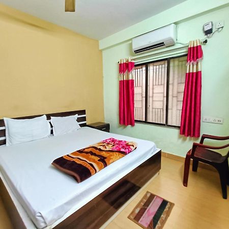 Rest Inn Hotel Newtown Road Near Tata Medical Calcutta Extérieur photo