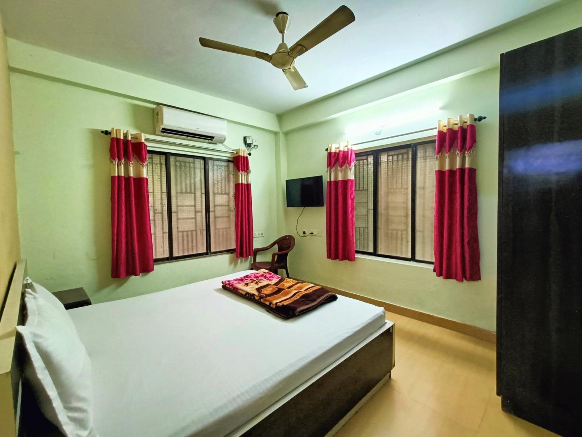 Rest Inn Hotel Newtown Road Near Tata Medical Calcutta Extérieur photo